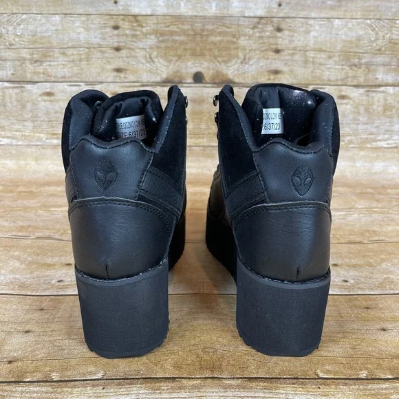 Iron Fist Black Sneakers Qozmo Low Key Shoes Boots - Picture 5 of 6